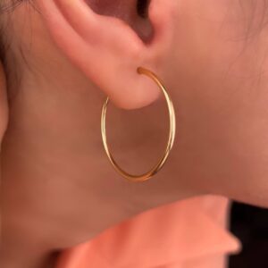 گوشواره حلقه ای بزرگ